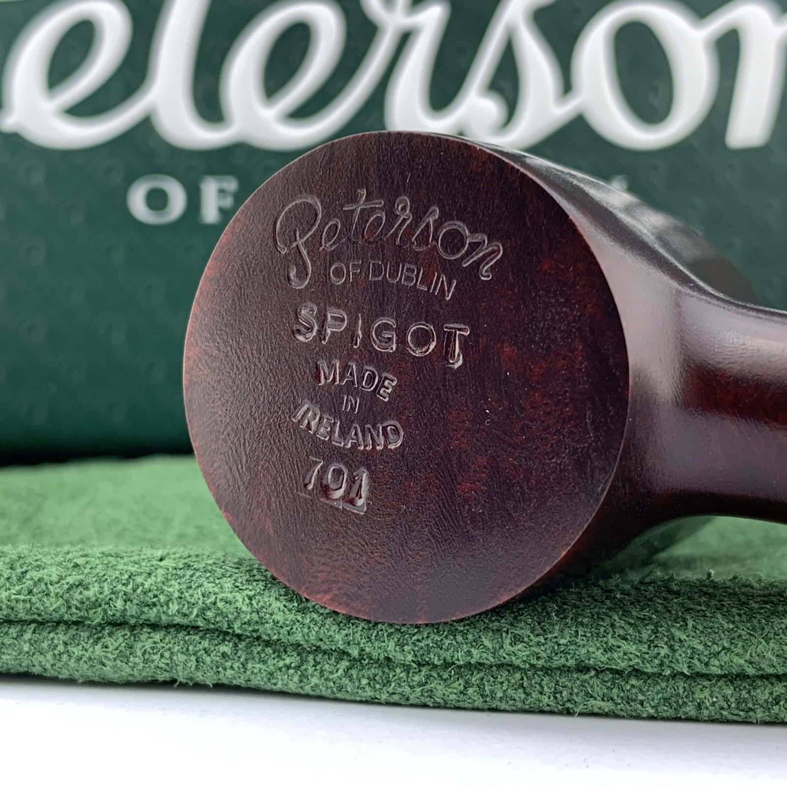 Peterson Pipe: Dark Red Spigot (701) Fishtail Poker - Image 8